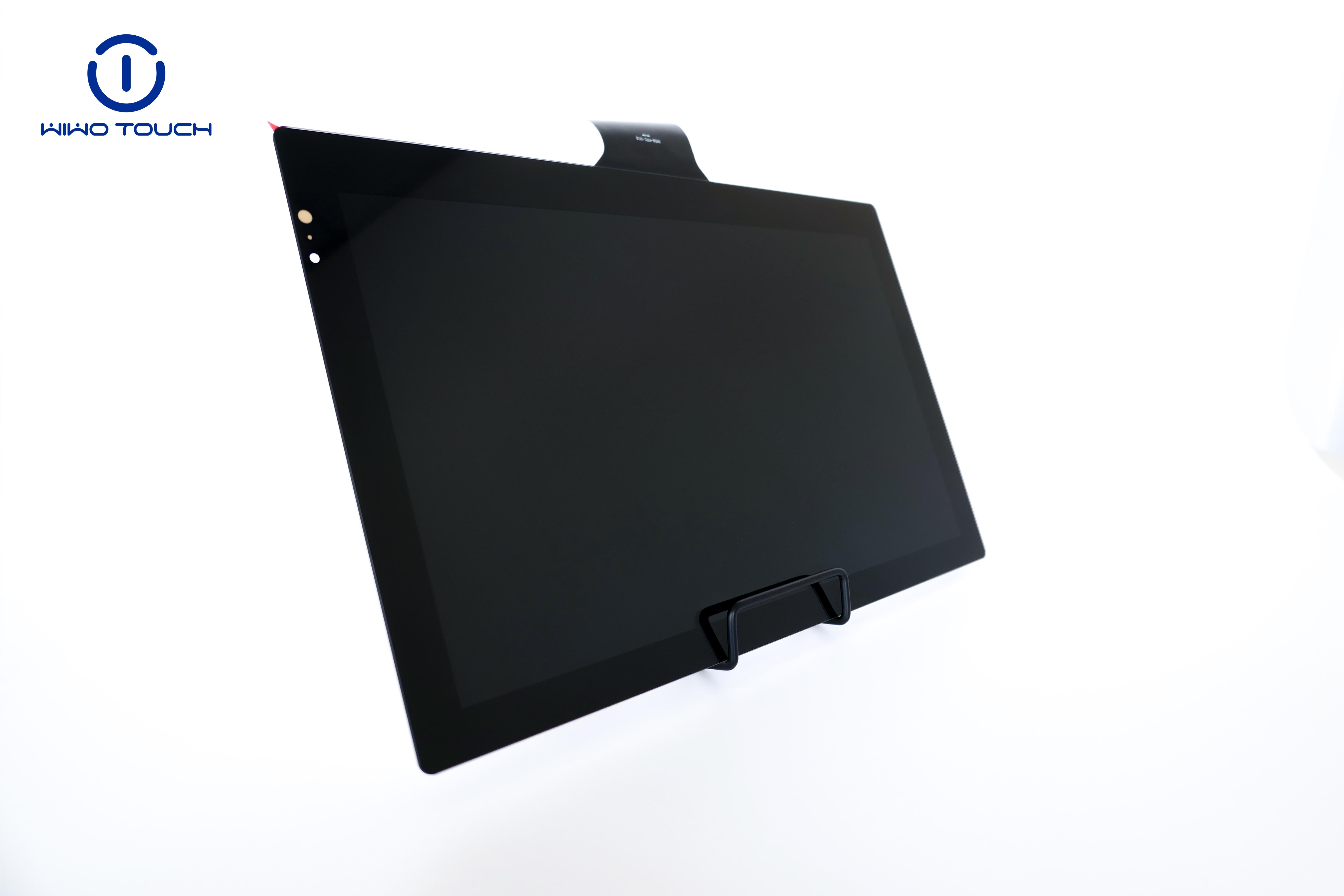 The application of LCD touch screen and HDMI in the field of outdoor HD display